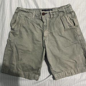 American Eagle Men's Grey Shorts - Size 32